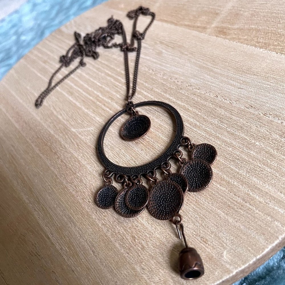 Vintage metal necklace jewelry circle detail hoop chain steampunk style